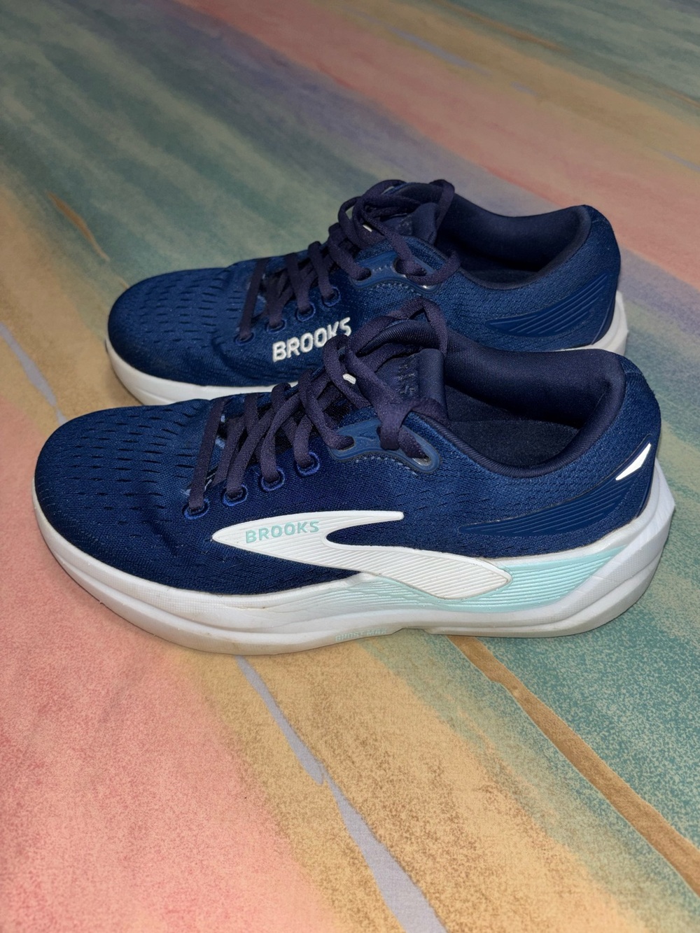 Brooks Ghost Max 3 Women’s running shoes size 6.5 Navy/Peacoat/Clearwater